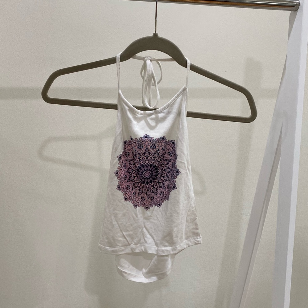 White crop top